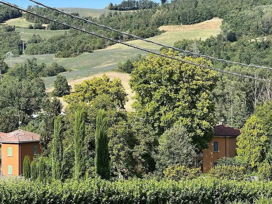Appartamento Con Vista Collina Fornovo Di Taro Piantonia 0*,  Italy